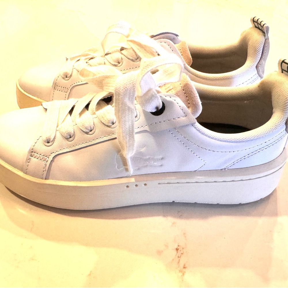Lacoste Carnaby Platform White Sneakers Like New! - Picture 3 of 8